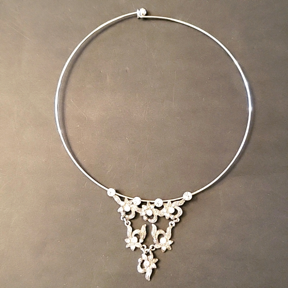 Floral & Crystals Statement Choker